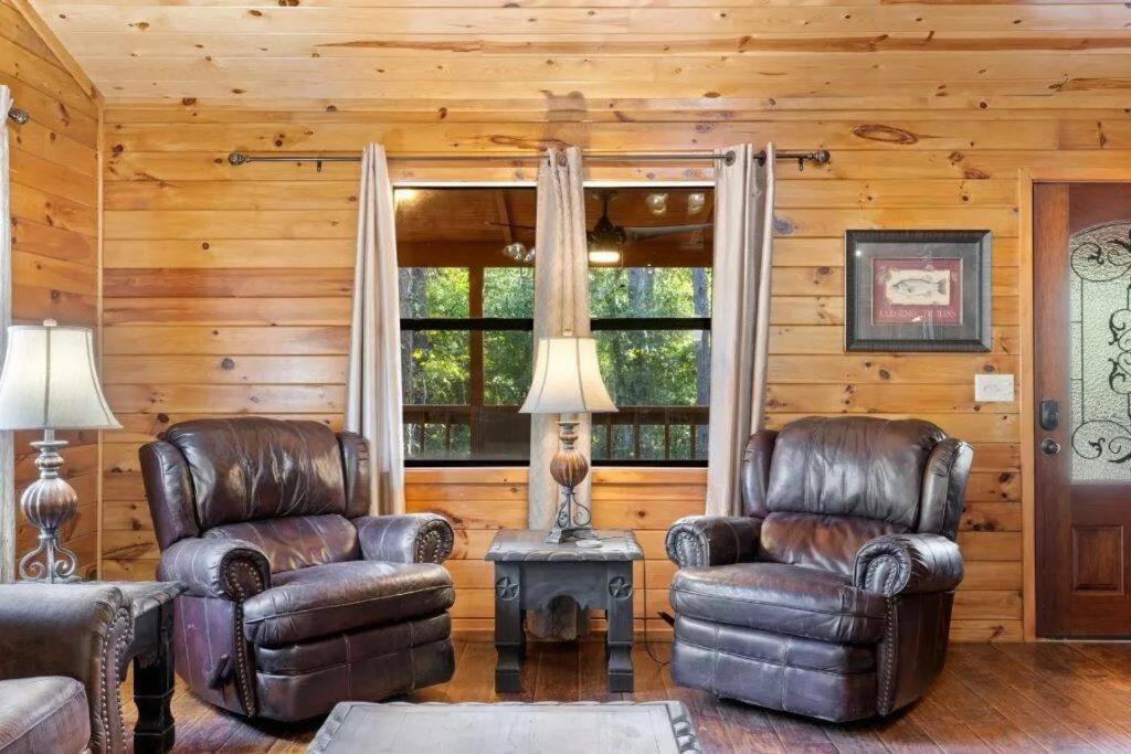 Ferienwohnung Misty Moonlight, Sleeps 4, Mountain Cabin Broken Bow Exterior foto