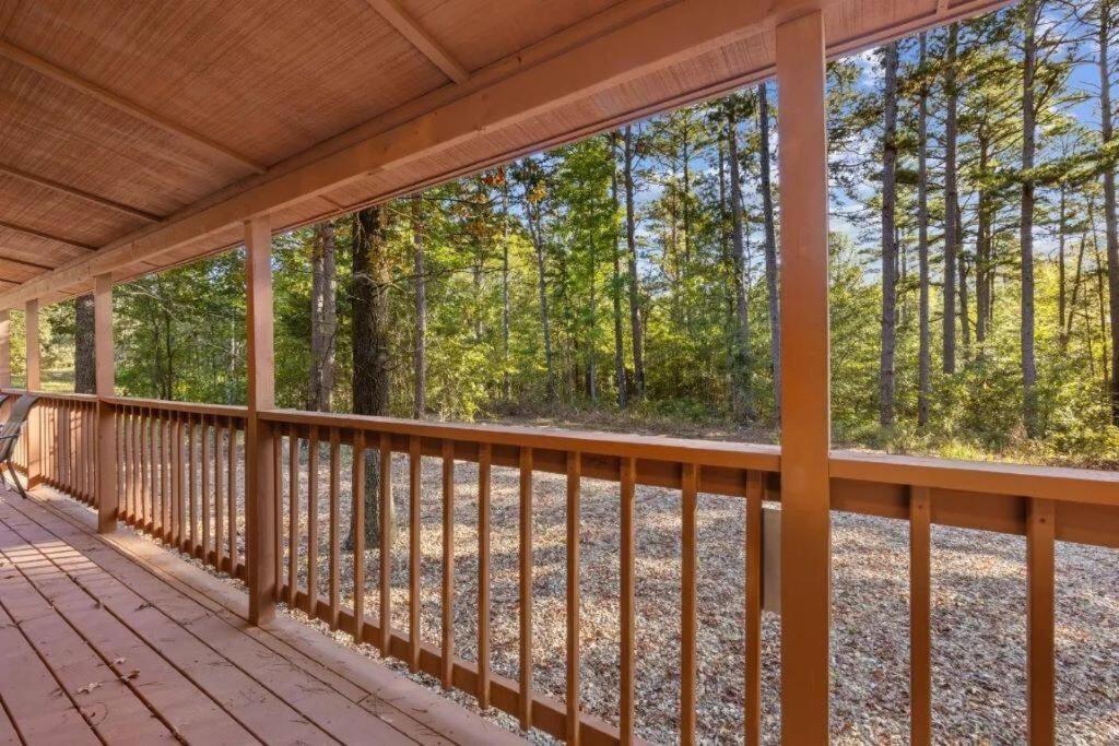 Ferienwohnung Misty Moonlight, Sleeps 4, Mountain Cabin Broken Bow Exterior foto